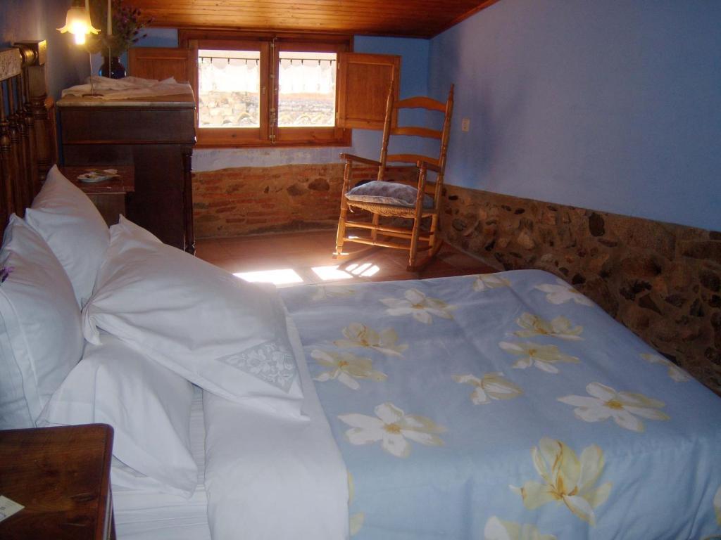 Les Velles Escoles Hotel Les Irles Room photo